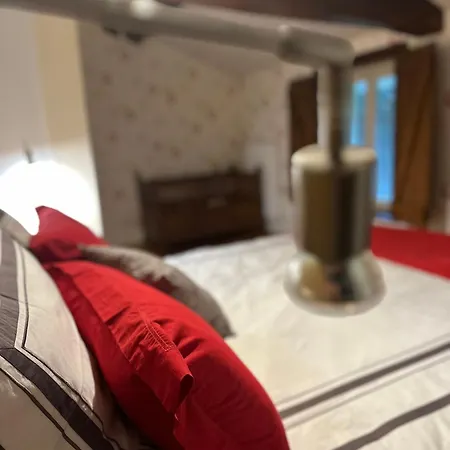 D'hotes Les Vernayes Bed & Breakfast 3*