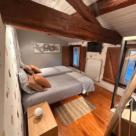 D'hotes Les Vernayes Bed & Breakfast 3*